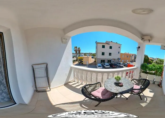 アパート Goldie *